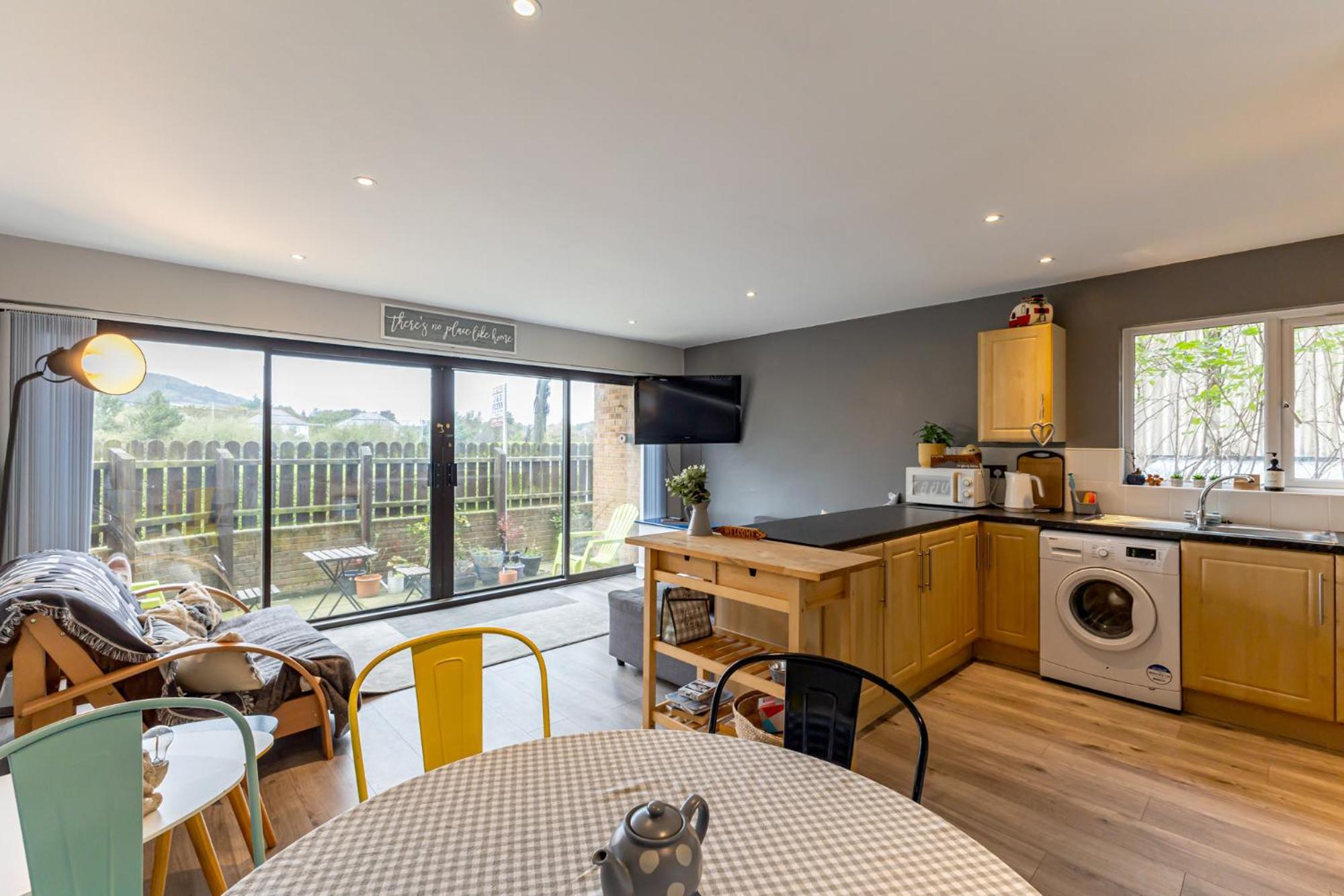 Central Apartment 3B Нюкасъл Екстериор снимка